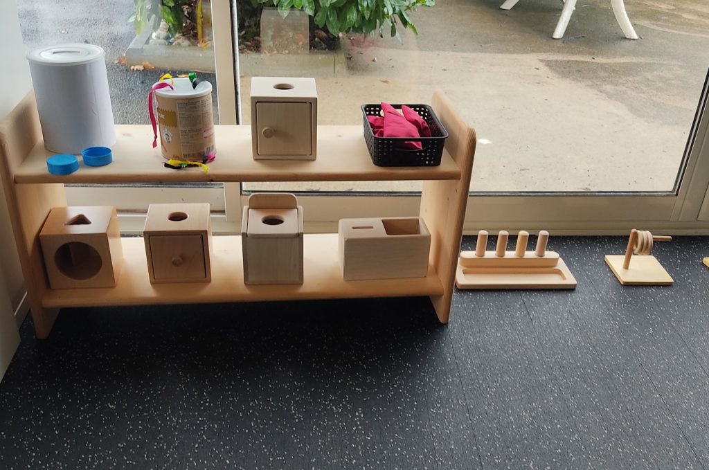 etagere - Atelier découverte Montessori